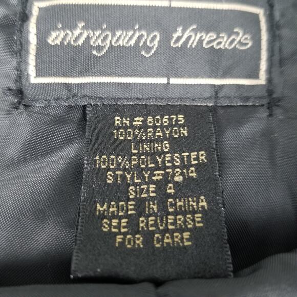 Intriguing Threads Black Blue Floral Embroidered Lined Fringed Boho Skirt Size 4 - Picture 3 of 3